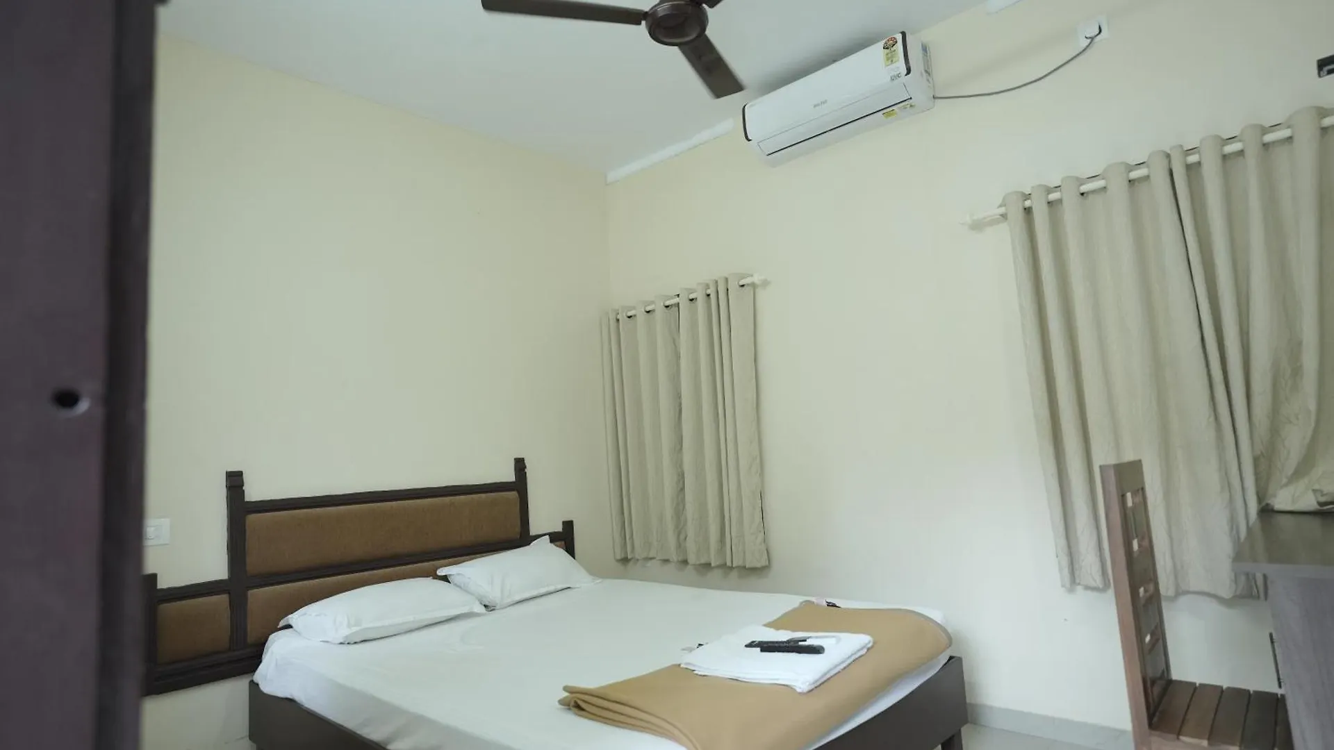 Anna Hotel Thiruvananthapuram